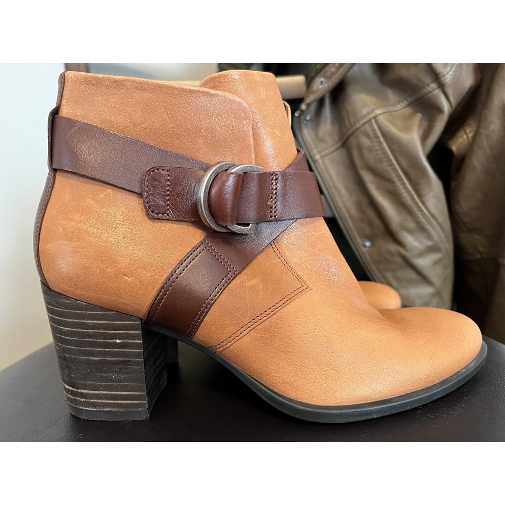 Ecco Classuc  Womens Leather Wrapped Ankle Bootie BrownSize 6.5 US